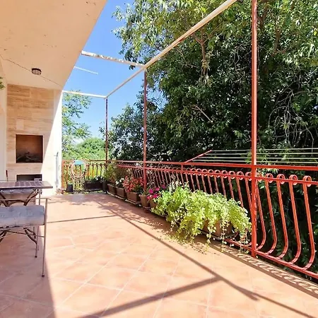 Apartment Kalliope, 200M Sea Kastela Exterior photo